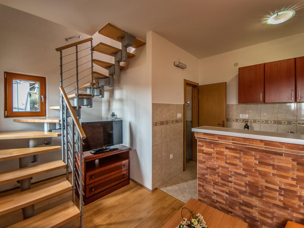 Holiday Home Sunny Hill Kamenari Oda fotoğraf